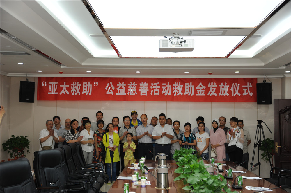 ����333�������Ŵ��ĳ���Ϊ�����͡�333������������������˶���һ�ξ����𷢷�Բ��˳��