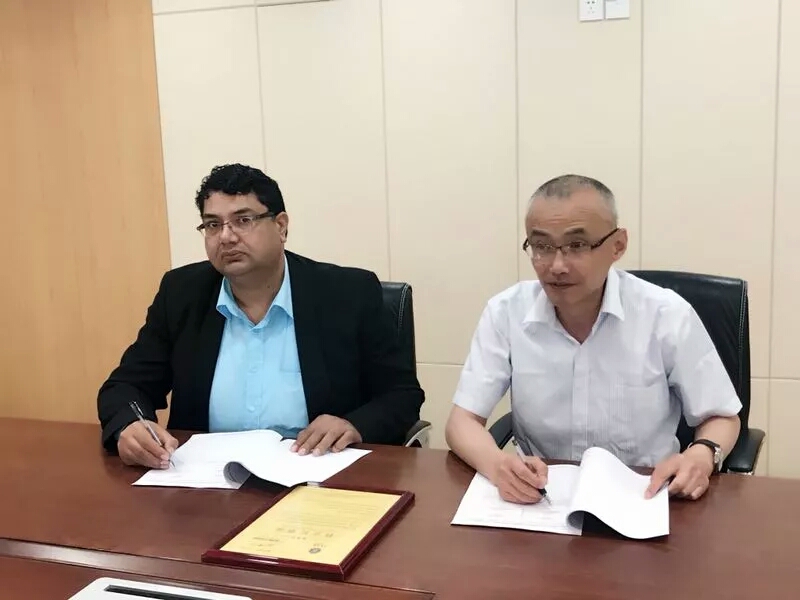 ������Ӯ��333����•��ʿ�ٵ��ݡ���ͻ�˹̹�׵�ǩԼ�ֳɣ�